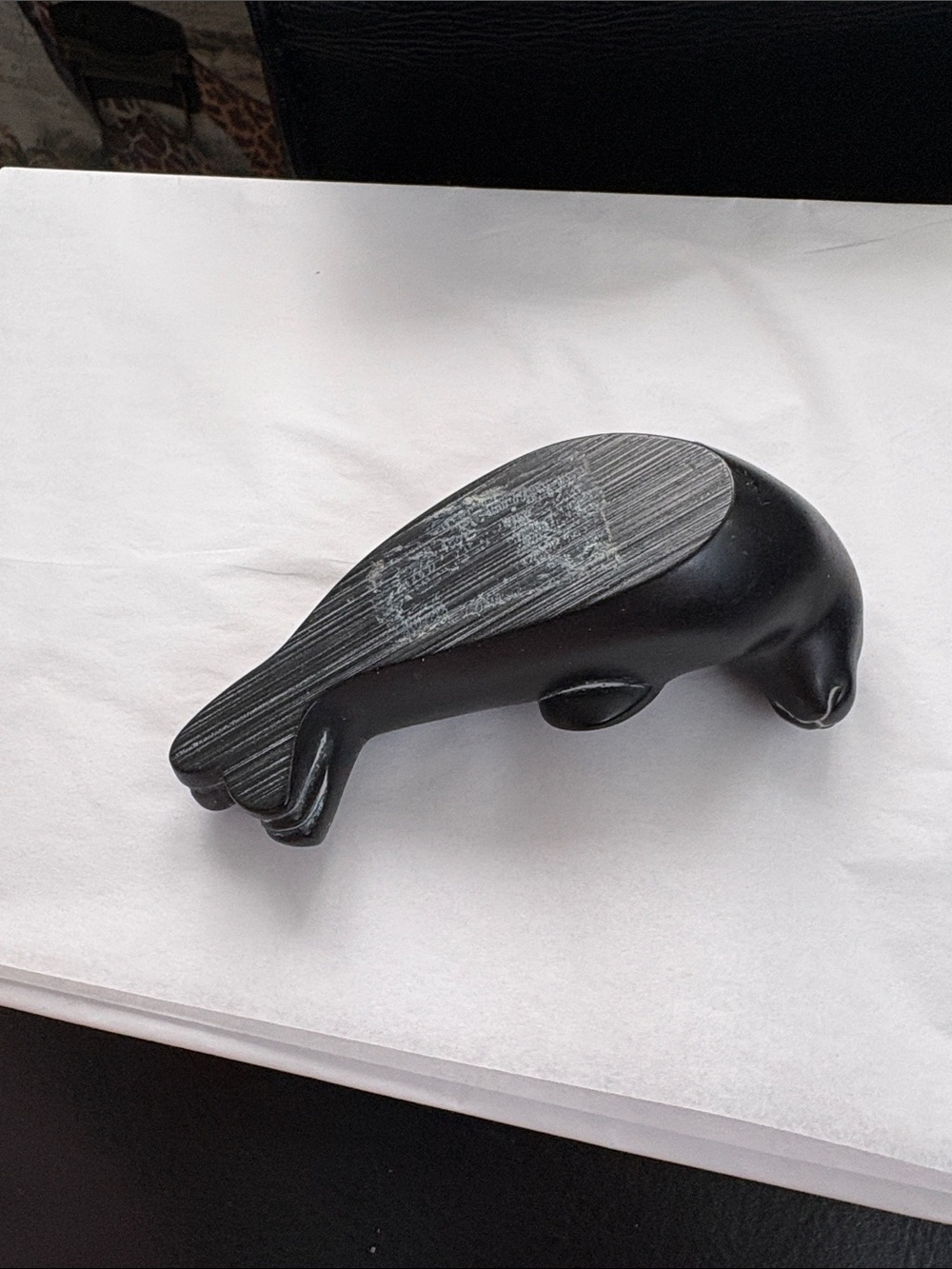 Vintage Canadian BOMA carved Natural Resin Sea Lion Haida First Nation Style - Picture 5 of 9